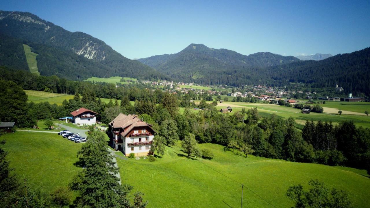 Ferienhaus Enzi Weissbriach Esterno foto