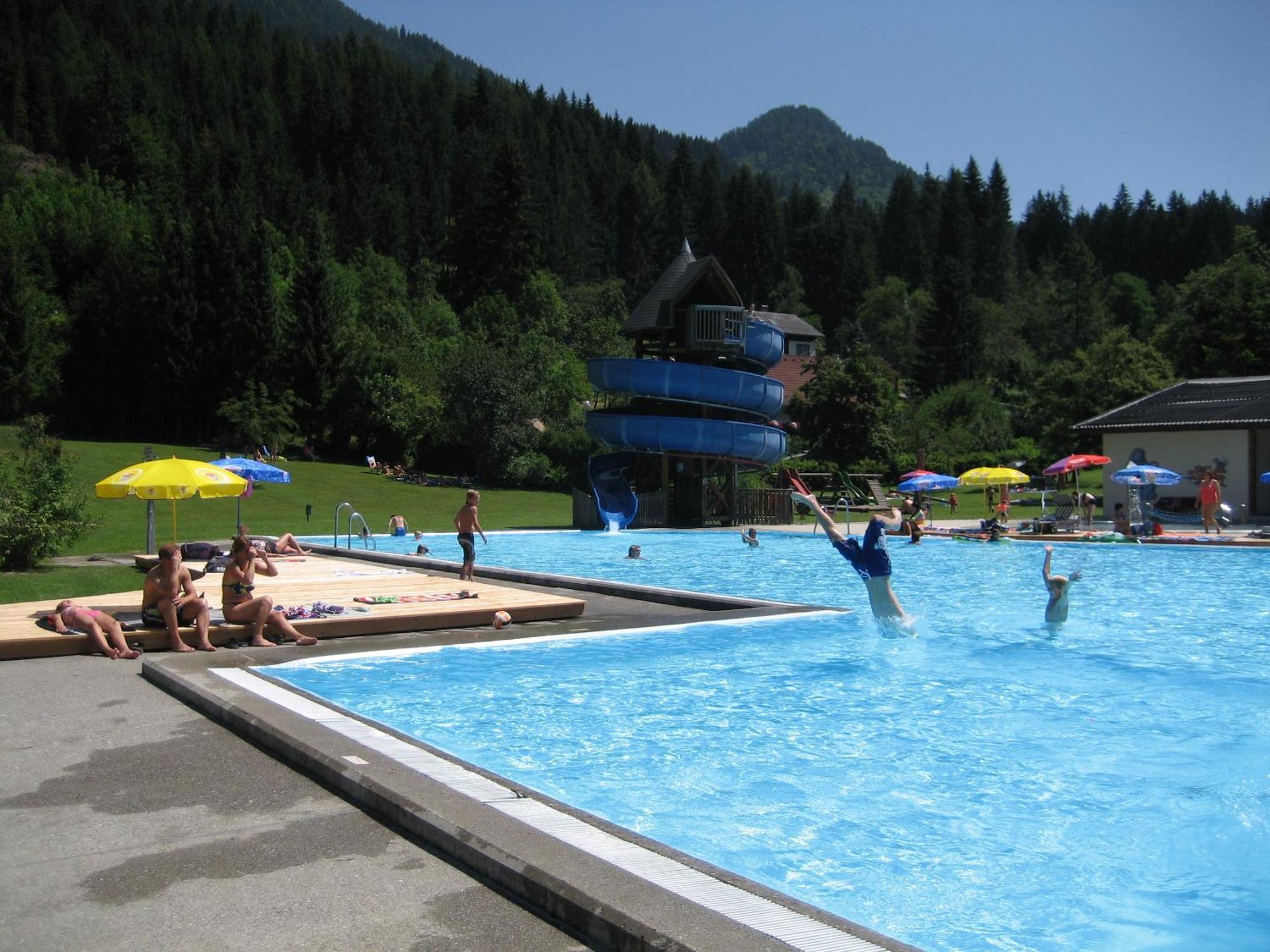 Ferienhaus Enzi Weissbriach Esterno foto