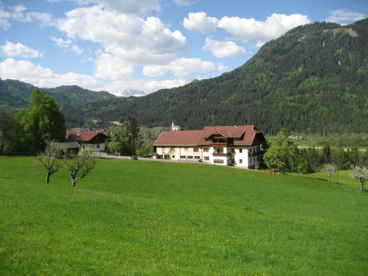 Ferienhaus Enzi Weissbriach Esterno foto