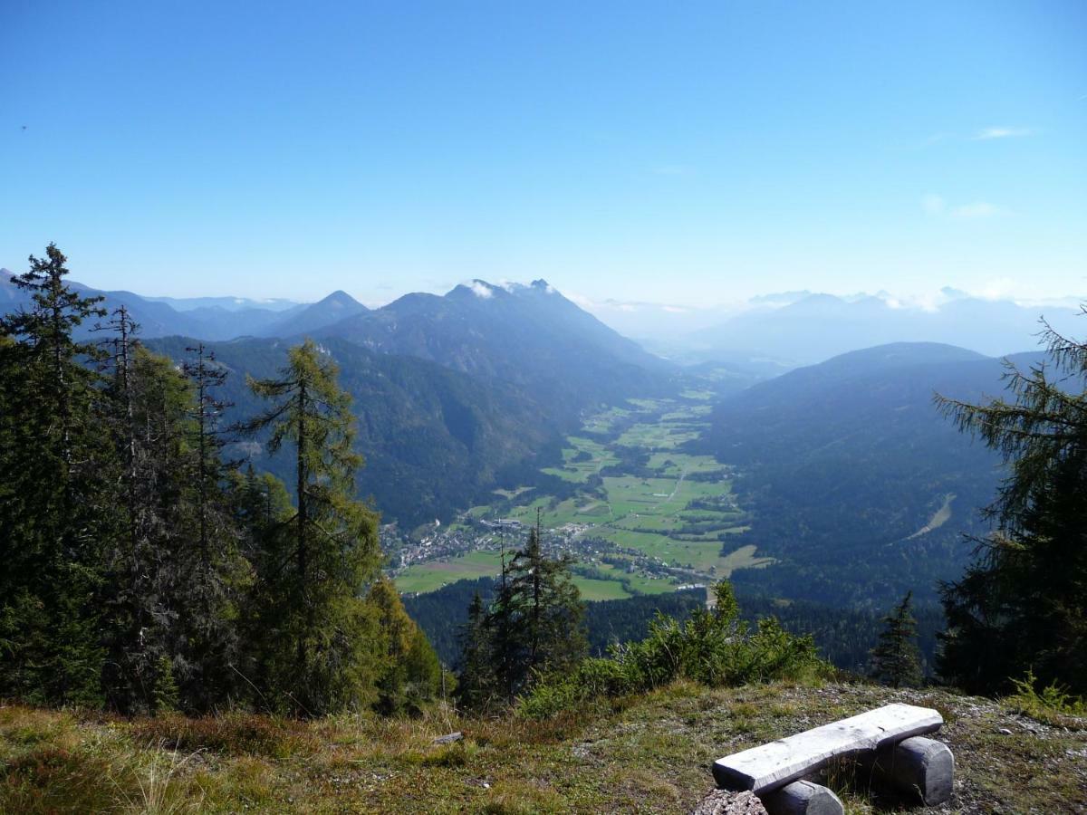 Ferienhaus Enzi Weissbriach Esterno foto