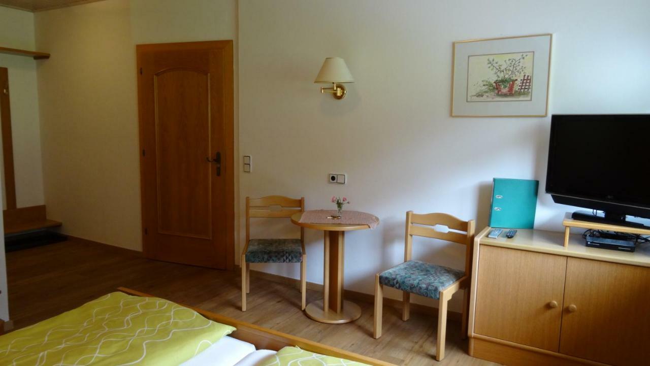 Ferienhaus Enzi Weissbriach Esterno foto