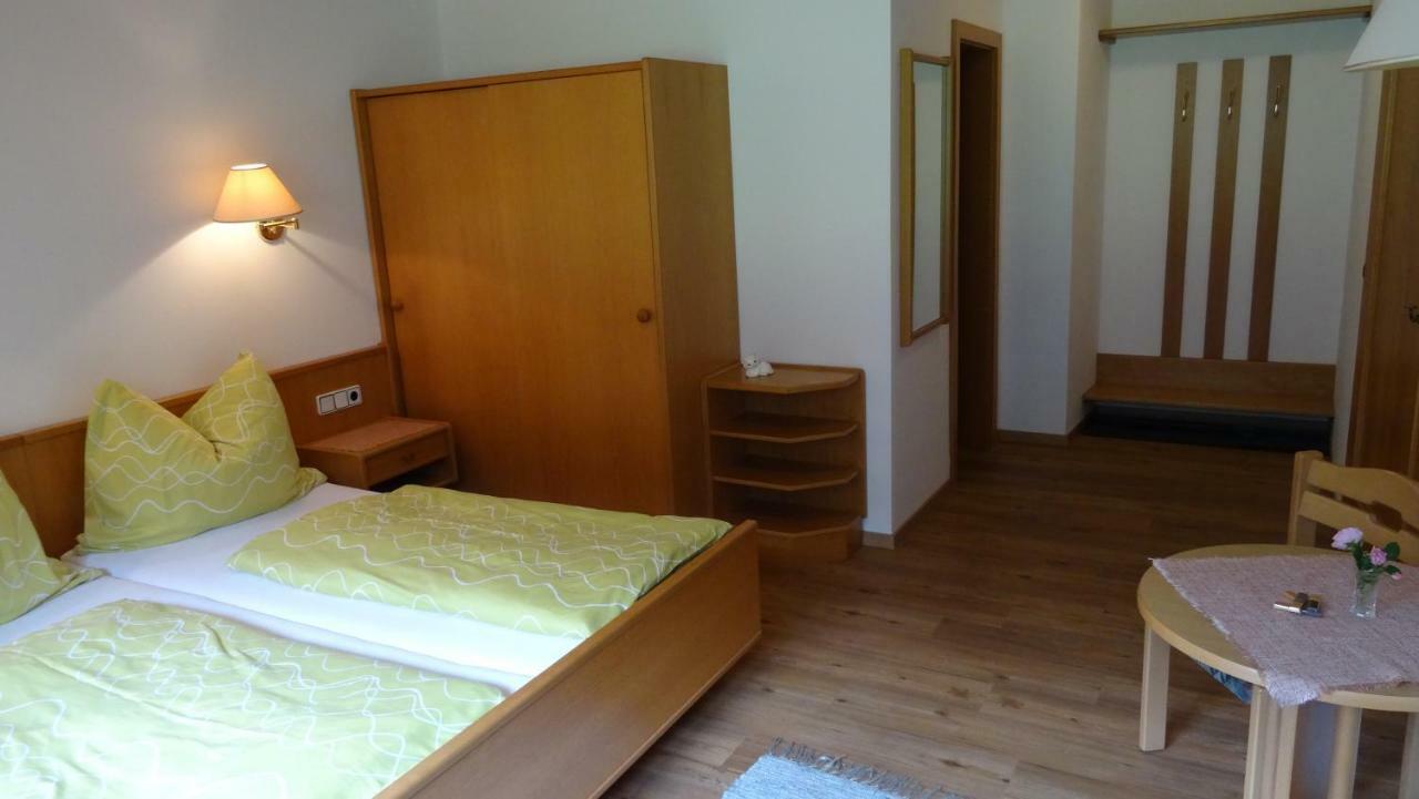 Ferienhaus Enzi Weissbriach Esterno foto